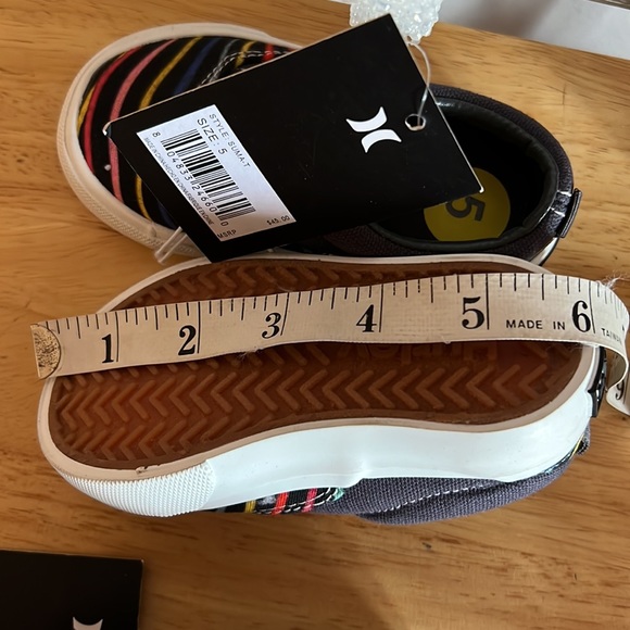 Hurley Toddler Sneakers Colorful Stripes Various Sizes - Picture 9 of 10